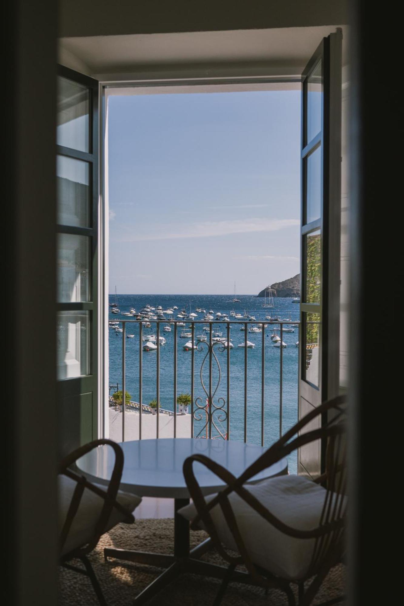 Can Set Cadaques Bagian luar foto